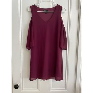 Cutout shoulder dress
